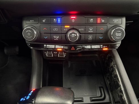 Used 2024 Dodge Durango R/T AWD/4WD image 22