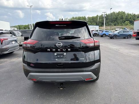 Used 2023 Nissan Rogue S AWD/4WD image 5