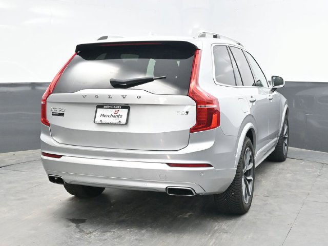 Used 2018 Volvo XC90 T6 Momentum w/ Convenience Package AWD/4WD image 7