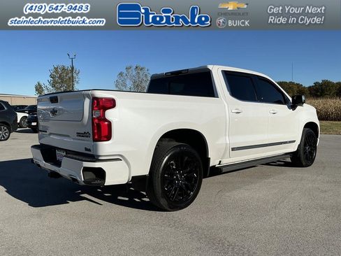 Used 2024 Chevrolet Silverado 1500 High Country image 3
