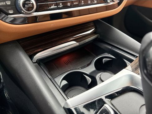 Used 2023 BMW 530i w/ Premium Package RWD image 30