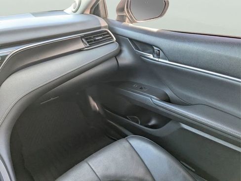 Used 2021 Toyota Camry XSE w/ Navigation Package FWD image 13