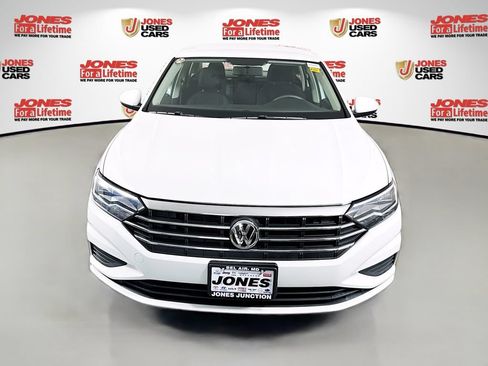 Used 2019 Volkswagen Jetta SE FWD image 11
