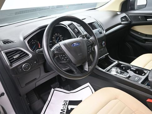 Used 2019 Ford Edge SE AWD/4WD image 12