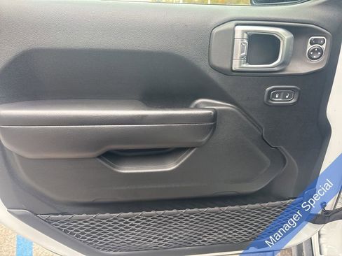 Used 2020 Jeep Wrangler Unlimited Rubicon image 25