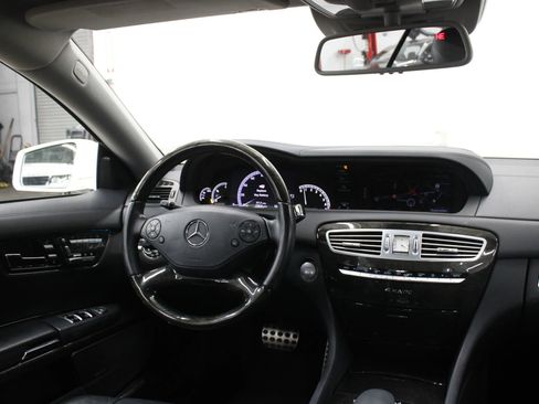 Used 2012 Mercedes-Benz CL 550 4MATIC image 18