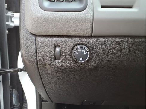 Used 2022 Chevrolet Colorado W/T image 14