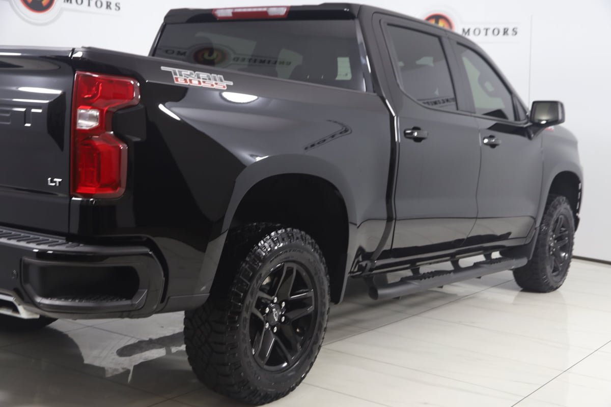 Used 2022 Chevrolet Silverado 1500 LT Trail Boss w/ Safety Package AWD/4WD image 35