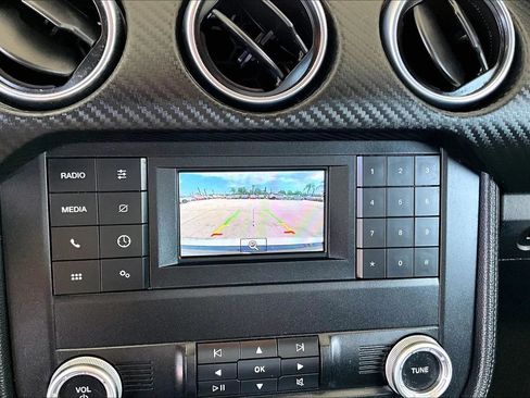 Used 2022 Ford Mustang Coupe RWD image 13