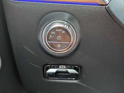 Used 2024 Mercedes-Benz C 300 4MATIC Sedan image 21