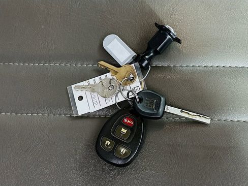 Used 2022 Chevrolet Express 2500 w/ Driver Convenience Package image 34