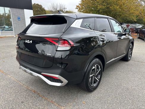 Used 2024 Kia Sportage LX AWD/4WD image 3