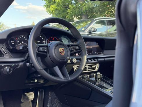 Used 2024 Porsche 911 Carrera RWD image 22