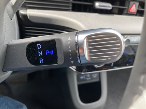 Used 2026 Hyundai Ioniq 5 SE image 17