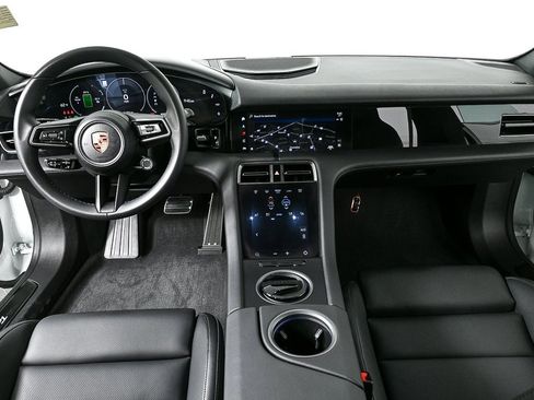 Certified 2025 Porsche Taycan image 18