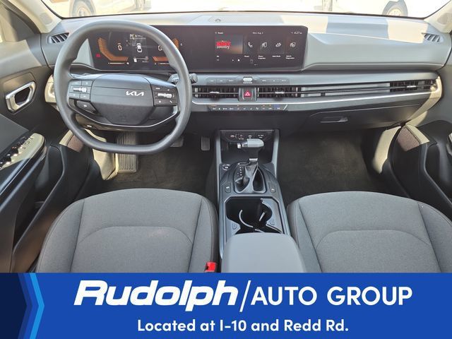 Used 2025 Kia K4 FWD image 12