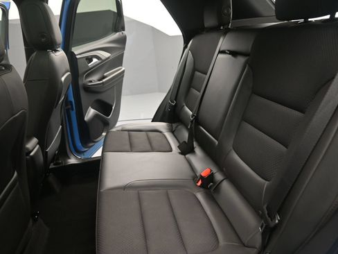Used 2023 Chevrolet TrailBlazer RS w/ Sun and Liftgate Package FWD image 38