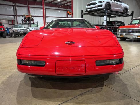 Used 1995 Chevrolet Corvette Base 2dr Convertible image 23