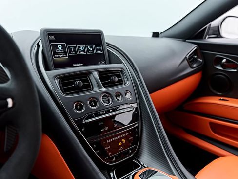 Used 2023 Aston Martin DBS Coupe RWD image 75