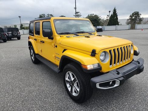 Used 2021 Jeep Wrangler Unlimited Sahara image 3