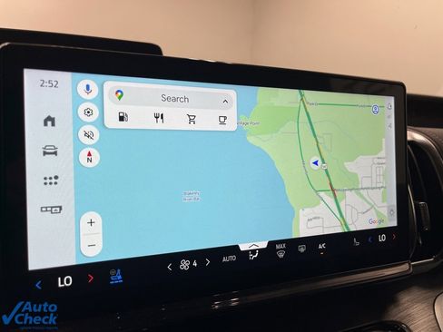 Used 2025 Ford Expedition Platinum image 16