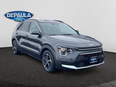 Used 2023 Kia Niro EX w/ EX Cold Weather Package image 9