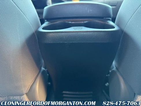 Used 2015 Toyota Tacoma PreRunner image 18