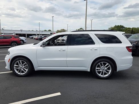Used 2024 Dodge Durango GT RWD image 4