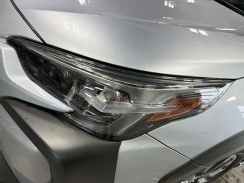 Certified 2025 Subaru Outback Onyx Edition AWD/4WD image 16