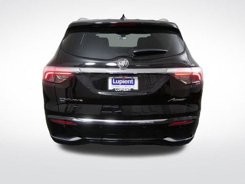 Used 2023 Buick Enclave Avenir image 4