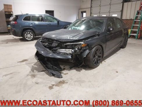 Used 2025 Honda Civic Sport image 1