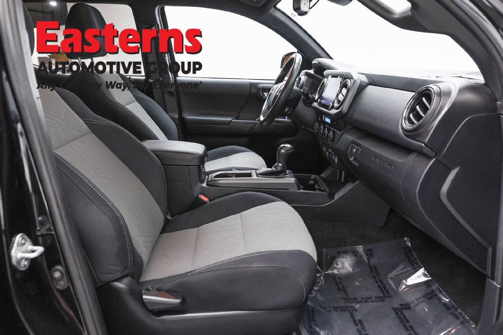 Used 2021 Toyota Tacoma TRD Off-Road AWD/4WD image 28