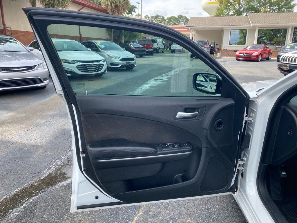 Used 2020 Dodge Charger SXT RWD image 36