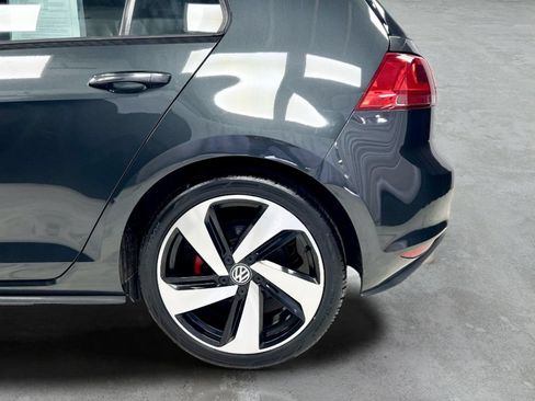 Used 2016 Volkswagen GTI SE w/ Lighting Package (SEL) FWD image 39