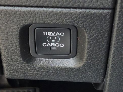 Used 2022 RAM 3500 Laramie AWD/4WD image 31