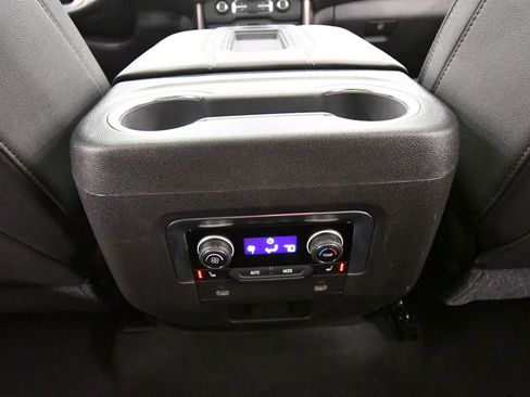 Used 2021 Chevrolet Tahoe High Country image 16