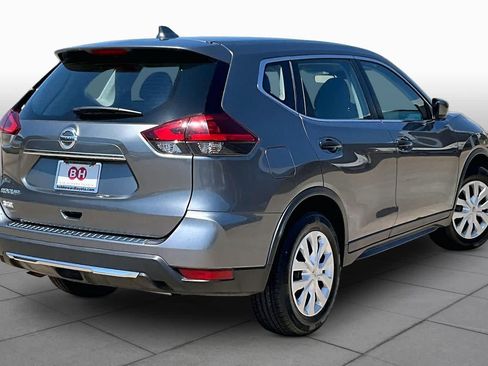 Used 2020 Nissan Rogue S FWD image 12