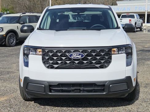 New 2025 Ford Maverick XL image 3