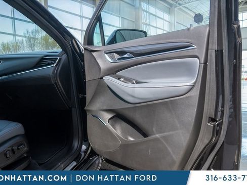 Used 2024 Buick Enclave Essence w/ Sport Touring Edition image 25