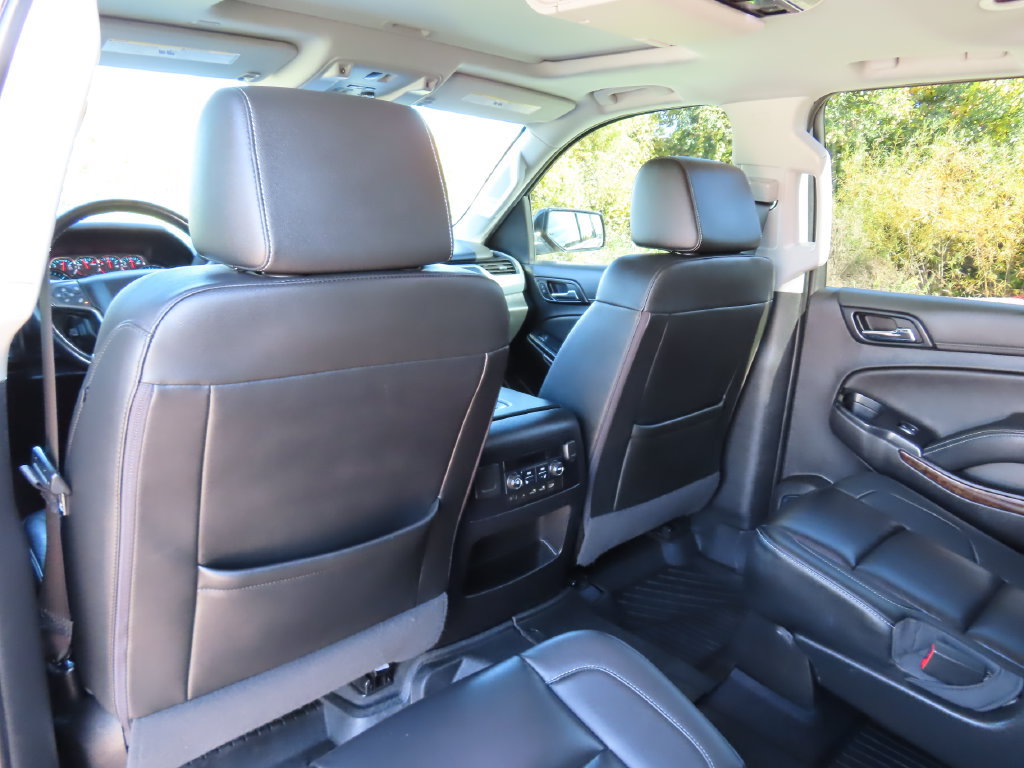 Used 2020 Chevrolet Suburban LT AWD/4WD image 34