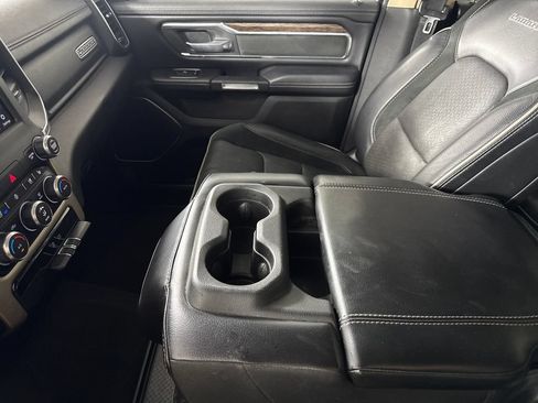 Used 2019 RAM 1500 Laramie AWD/4WD image 22