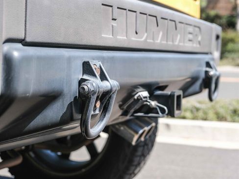 Used 2004 HUMMER H2 w/ Chrome Appearance Package image 43