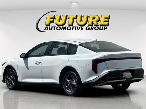 Certified 2025 Kia K4 LXS image 6