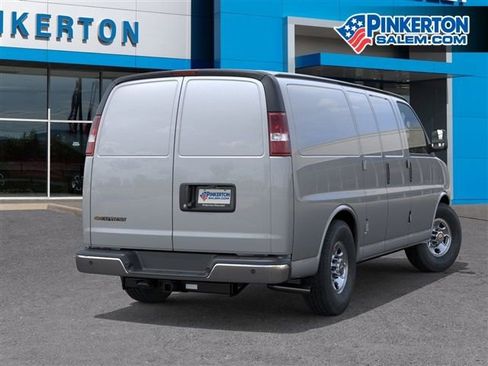 New 2026 Chevrolet Express 2500 RWD image 5