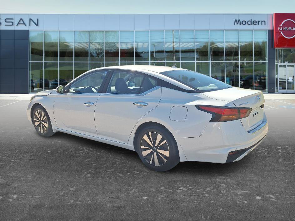 Used 2022 Nissan Altima 2.5 SV w/ SV Premium Package FWD image 6