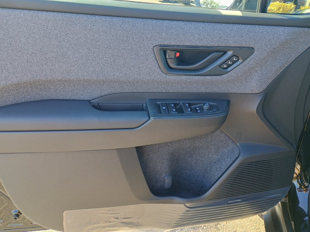 New 2026 Subaru Outback Limited AWD/4WD image 8