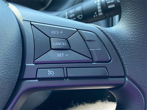 Used 2024 Nissan Kicks S image 22