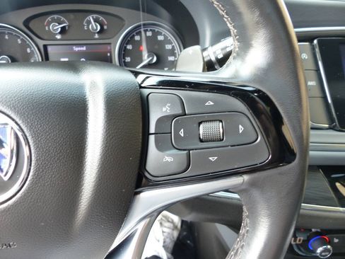 Used 2023 Buick Enclave Essence w/ Experience Buick Package AWD/4WD image 28