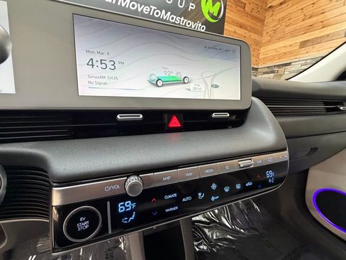 Used 2023 Hyundai Ioniq 5 SEL image 18