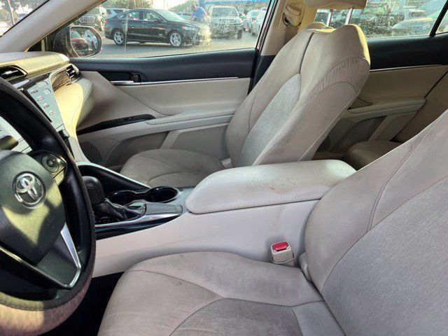 Used 2019 Toyota Camry LE FWD image 9